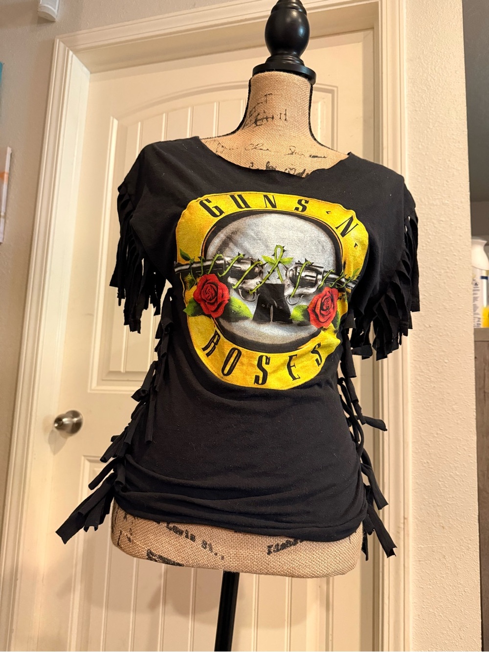 Guns n Roses Black Graphic Fringe Women’s Top